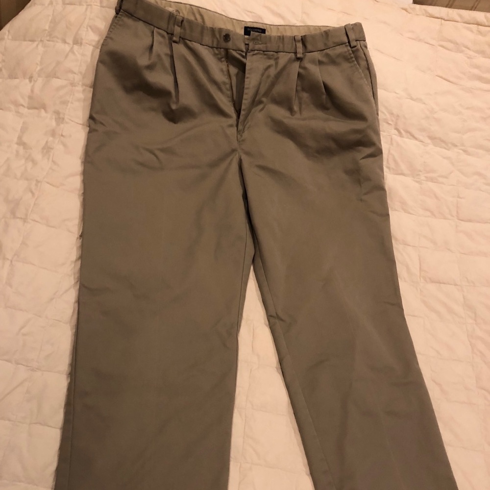 Mens Docker dress pants.